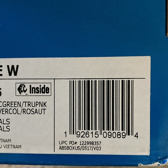 EQT Gazelle NWT Adidas sneakers size 8.5 - Picture 3 of 6